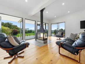 Allawah - A modern riverside abode close to beach, Wye River